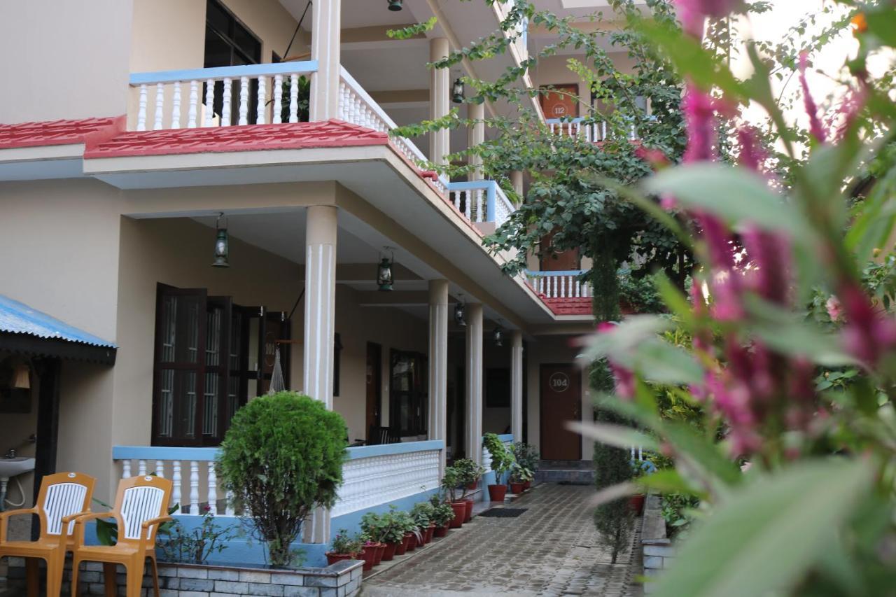Peacock - A Family-Run Hotel โซราฮา ภายนอก รูปภาพ